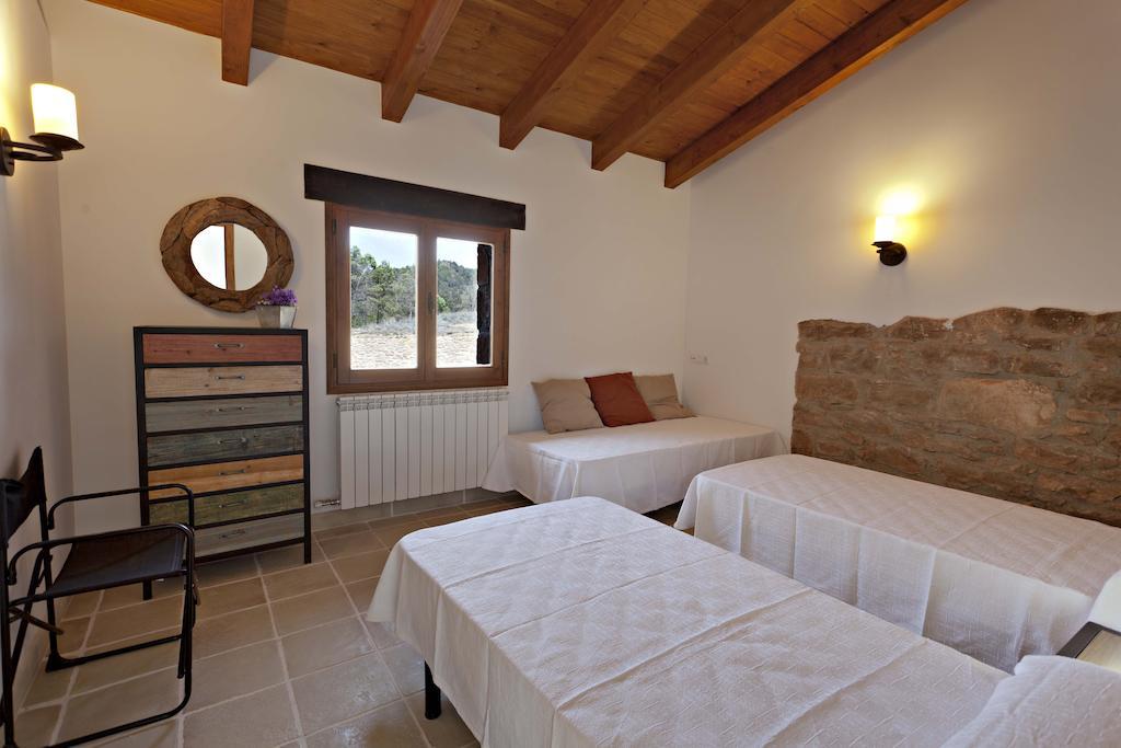 Masia Ca L'Anima Hotel La Baronia de Rialb Szoba fotó